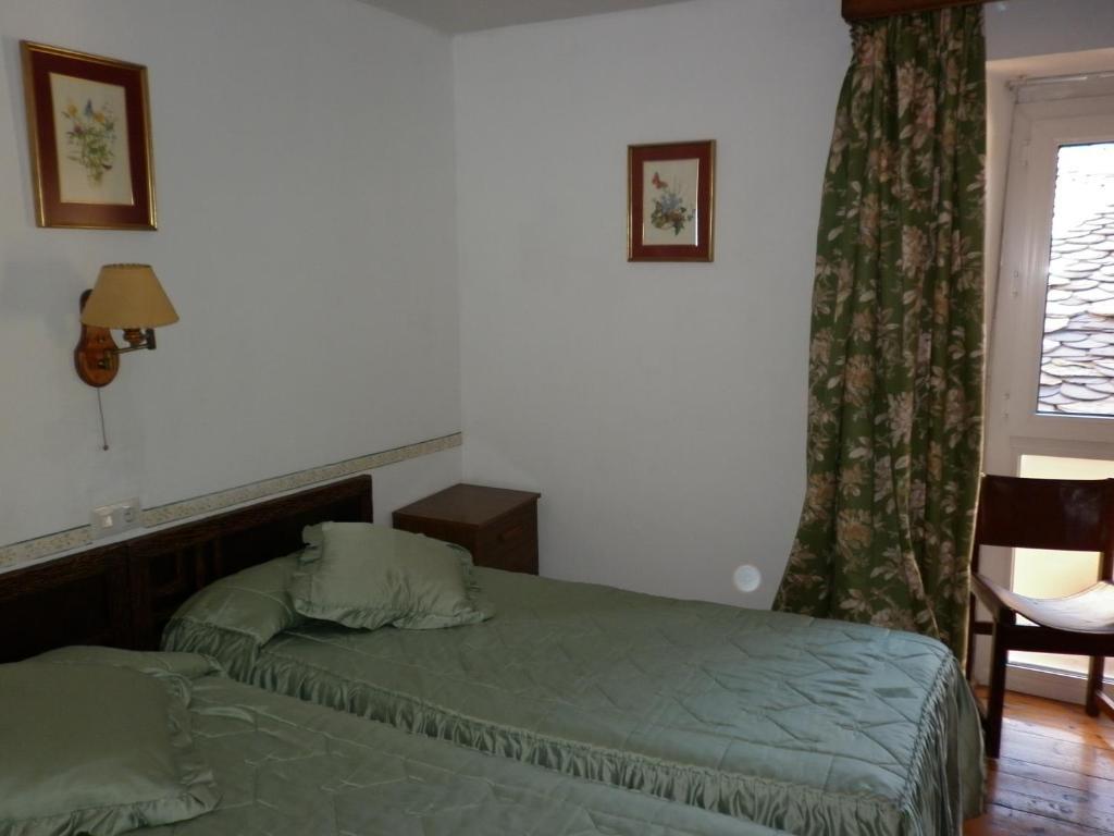فندق بُويكثيرذافي  Fonda Cerdanya الغرفة الصورة