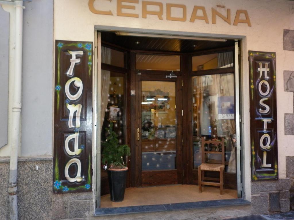 فندق بُويكثيرذافي  Fonda Cerdanya المظهر الخارجي الصورة