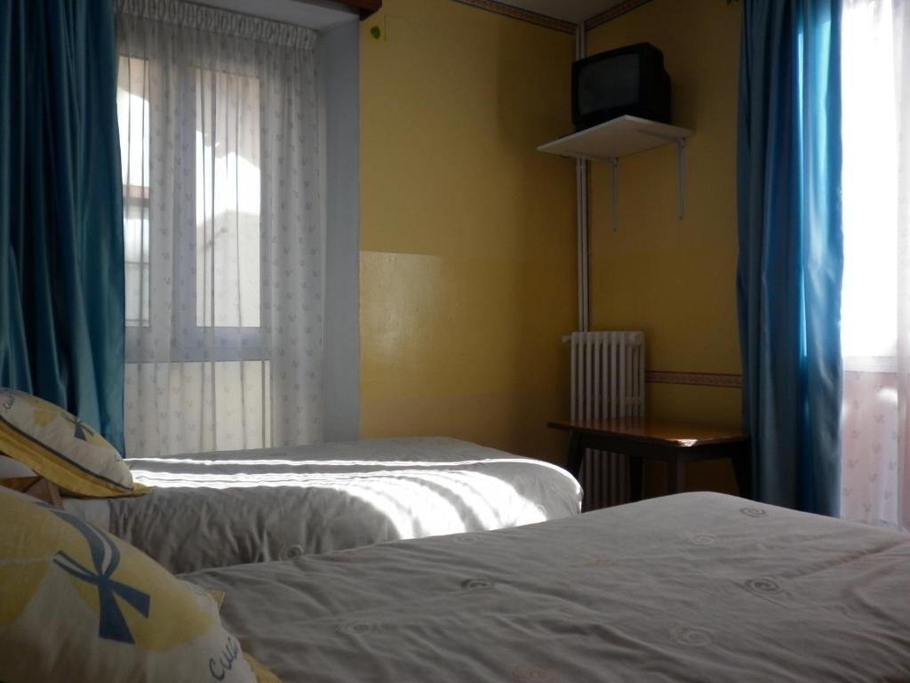 فندق بُويكثيرذافي  Fonda Cerdanya المظهر الخارجي الصورة